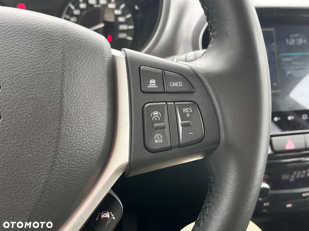 Suzuki Vitara 1.4 Boosterjet mHEV Premium Plus 2WD - 32