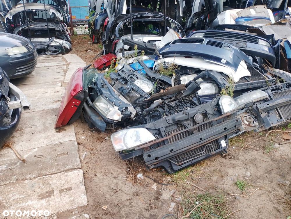 PAS PRZEDNI WZMOCNIENIE CZOŁOWE + LAMPY HYUNDAI GETZ I 1.1 12V - 6