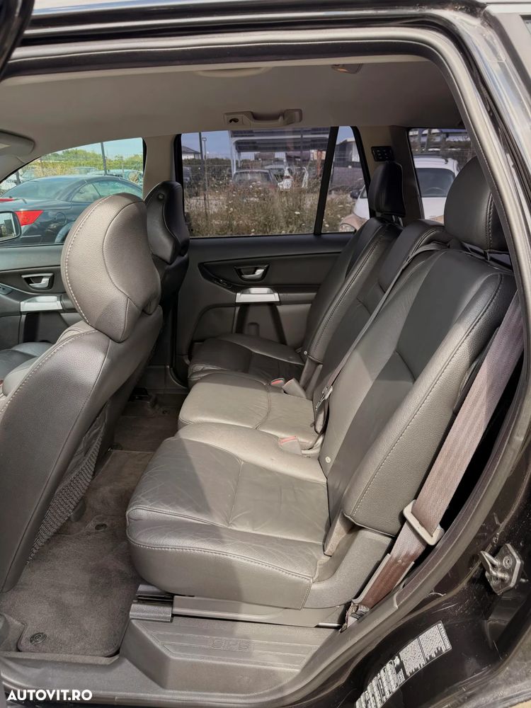 Volvo XC 90 2.4 D Aut. 7 locuri - 23