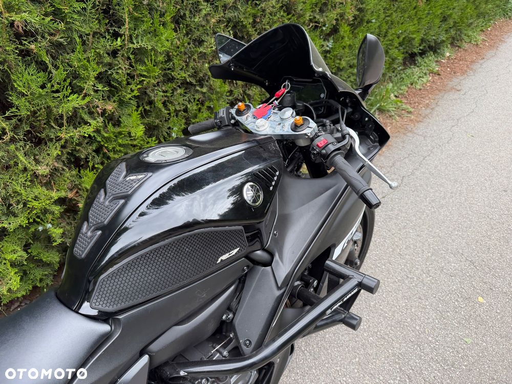 Yamaha R7 - 9
