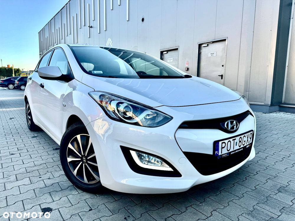 Hyundai i30 1.4 Premium - 19