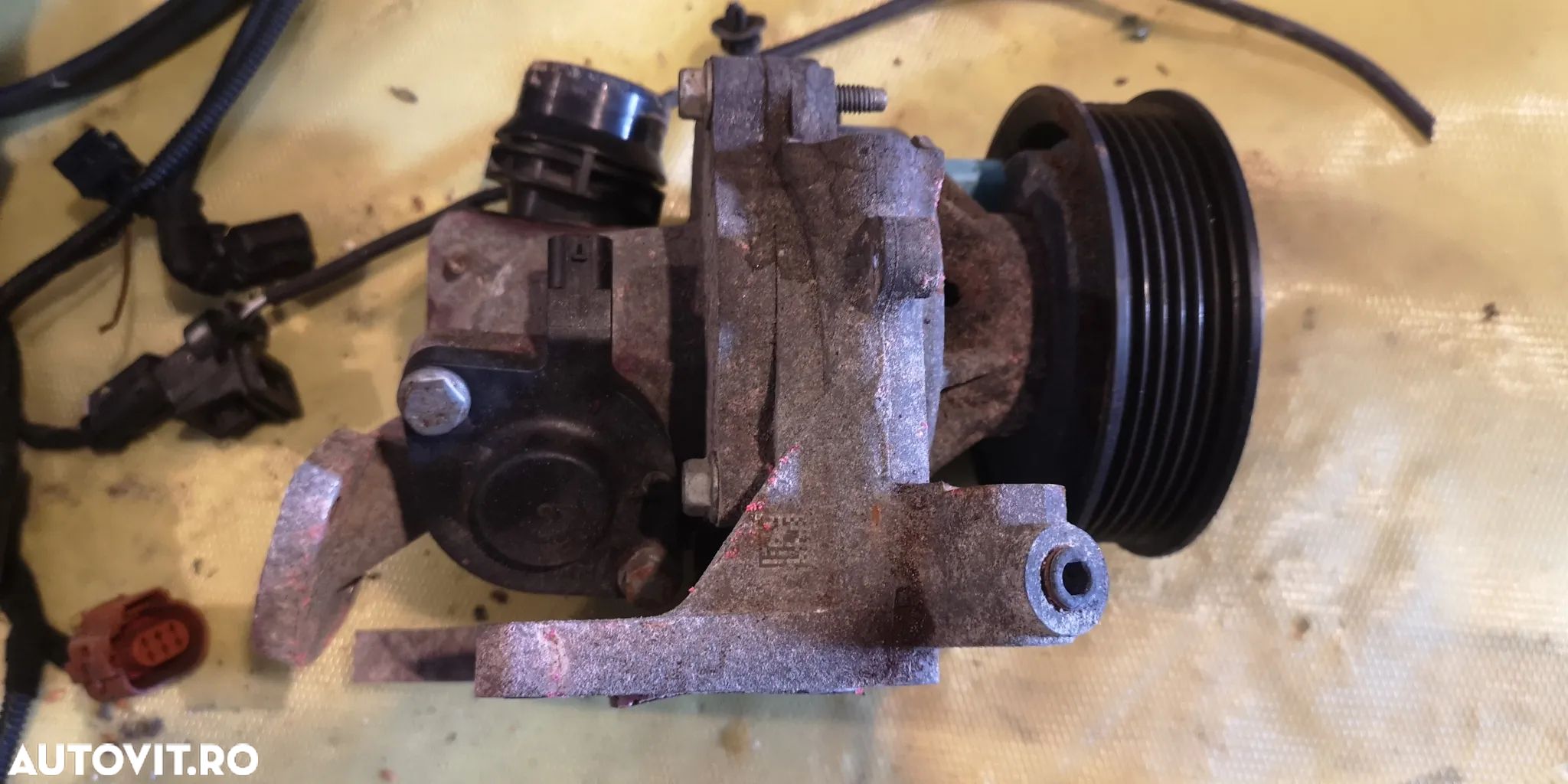 Pompa apa cu senzor 1.6 cdti B16DTH 55490715 - 1