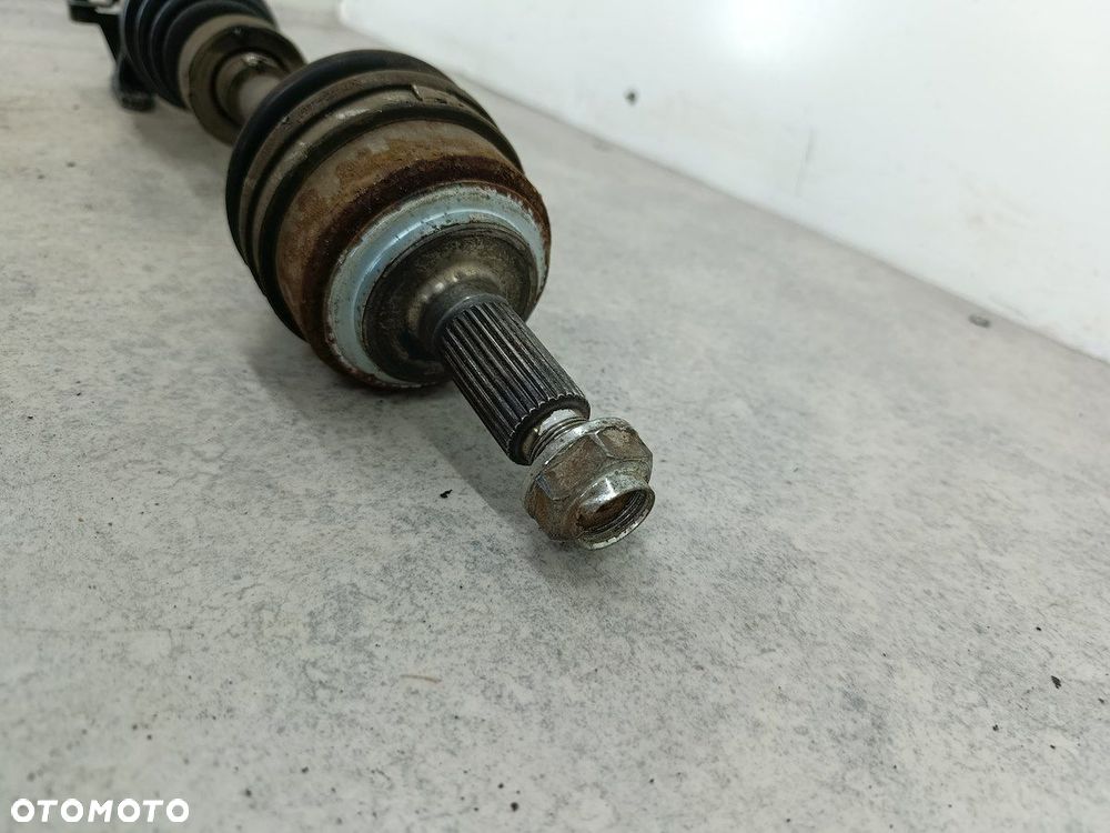 PÓŁOŚ PRAWA PRZÓD AUTOMAT HONDA ACCORD VII 2.4 16V - 2