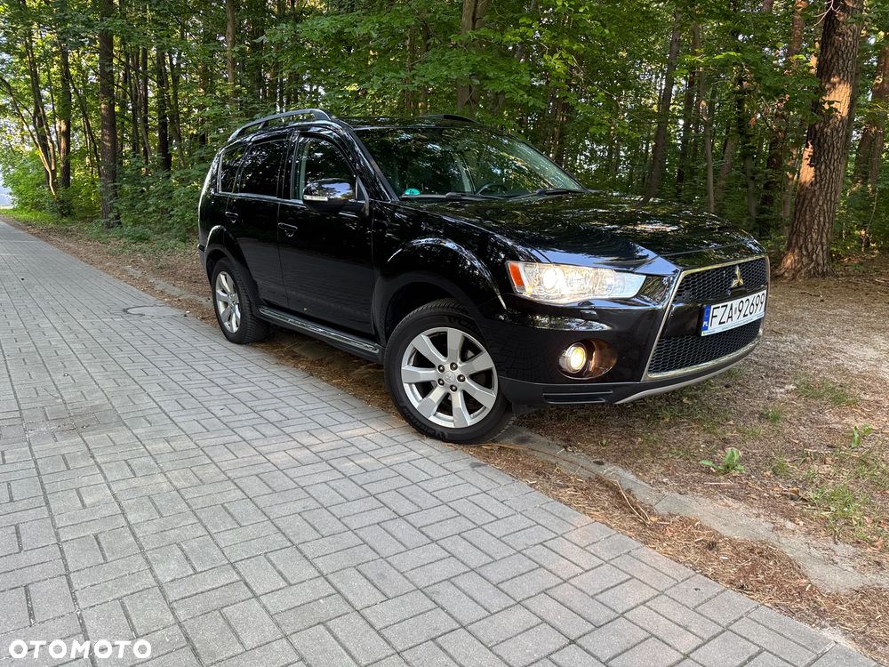 Mitsubishi Outlander 2.4 4WD CVT Intense - 1