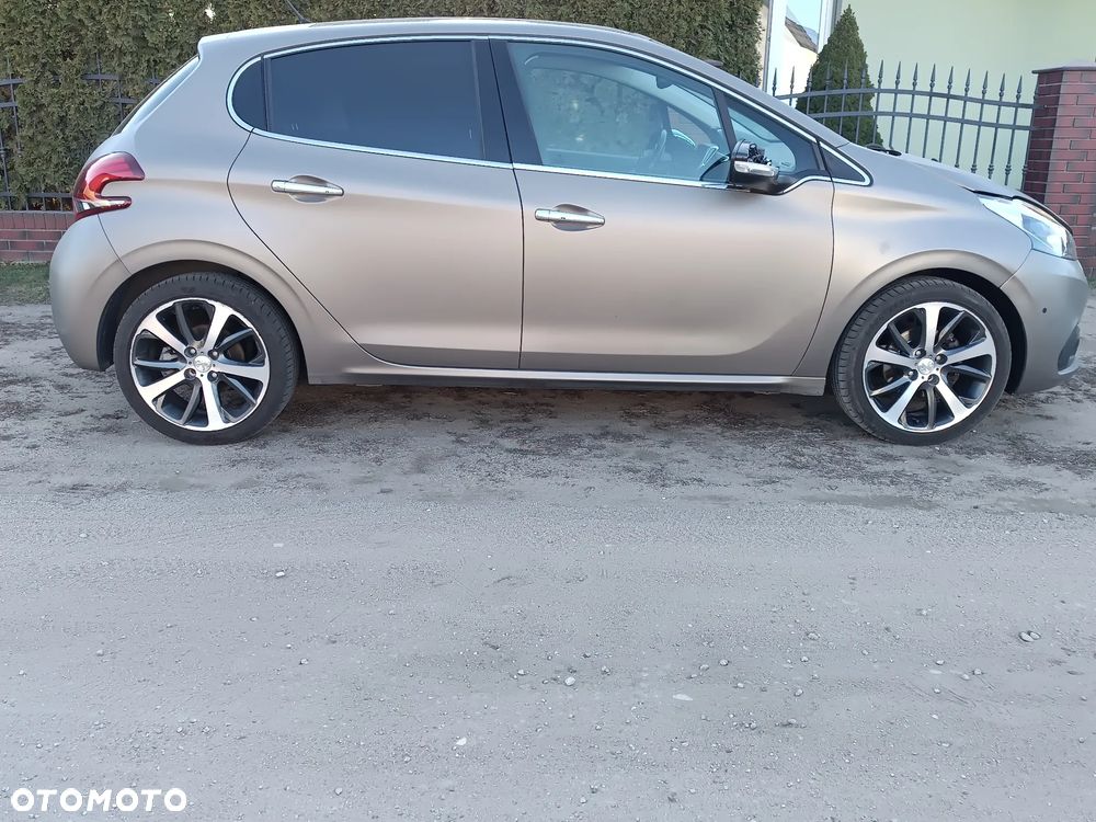 Peugeot 208 PureTech 110 Stop & Start Tech Edition - 13
