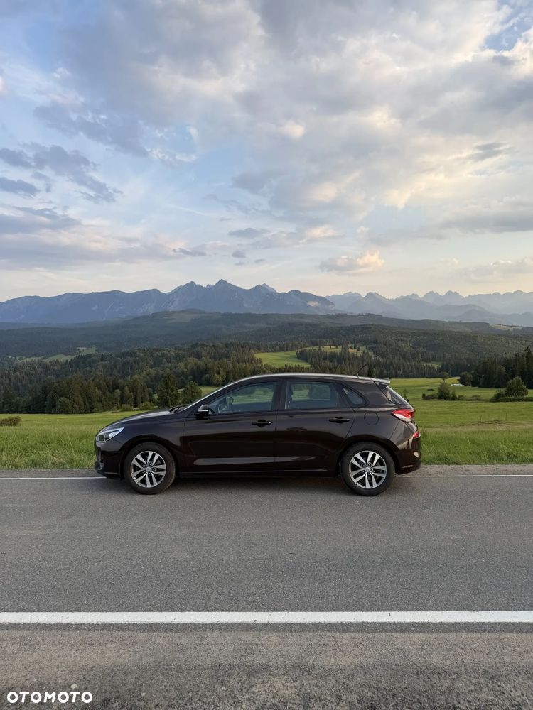 Hyundai i30 1.4 Comfort - 11