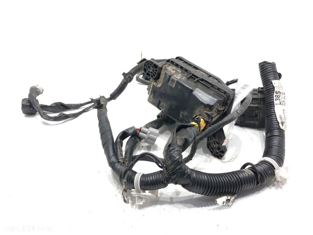 SKRZYNKA BEZPIECZNIKÓW  MITSUBISHI OUTLANDER III (GG_W, GF_W, ZJ, ZL, ZK) 2010 - 2022 2.4 Hybrid - 2