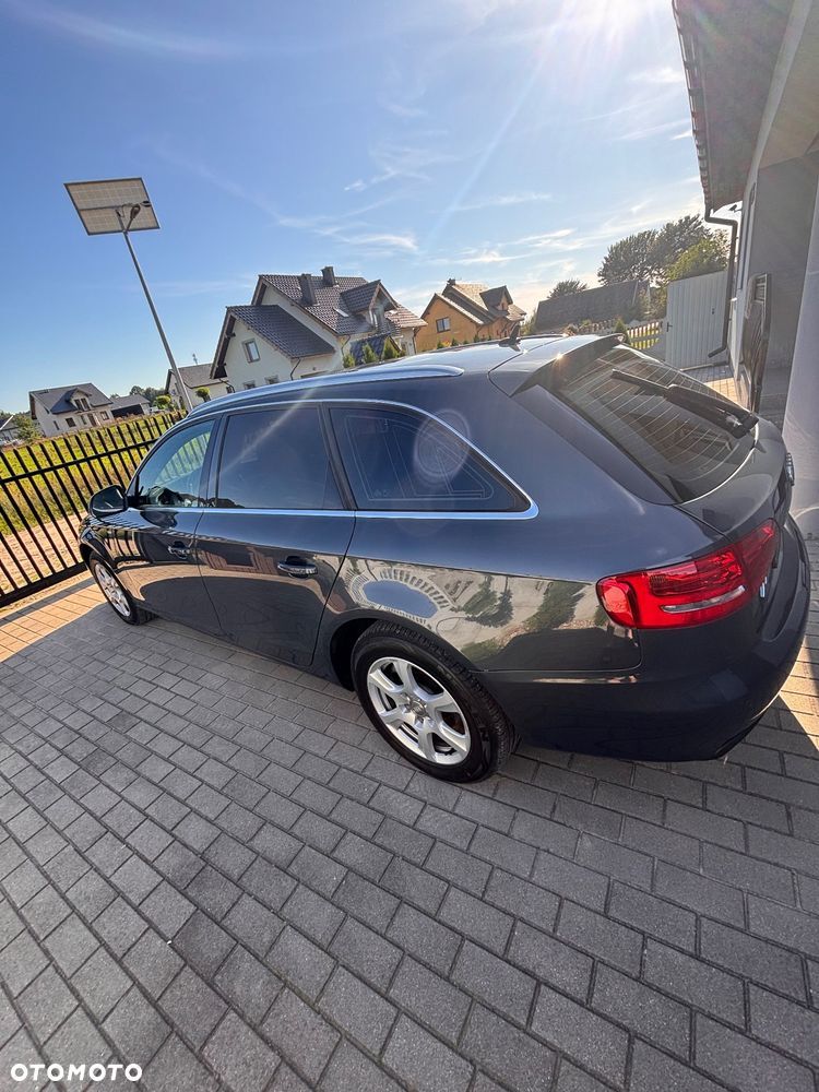 Audi A4 - 4