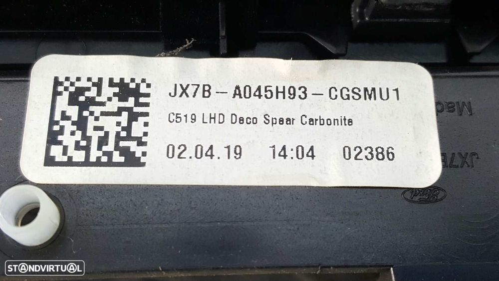 EMBELIZADOR FORD FOCUS ST-LINE - 4