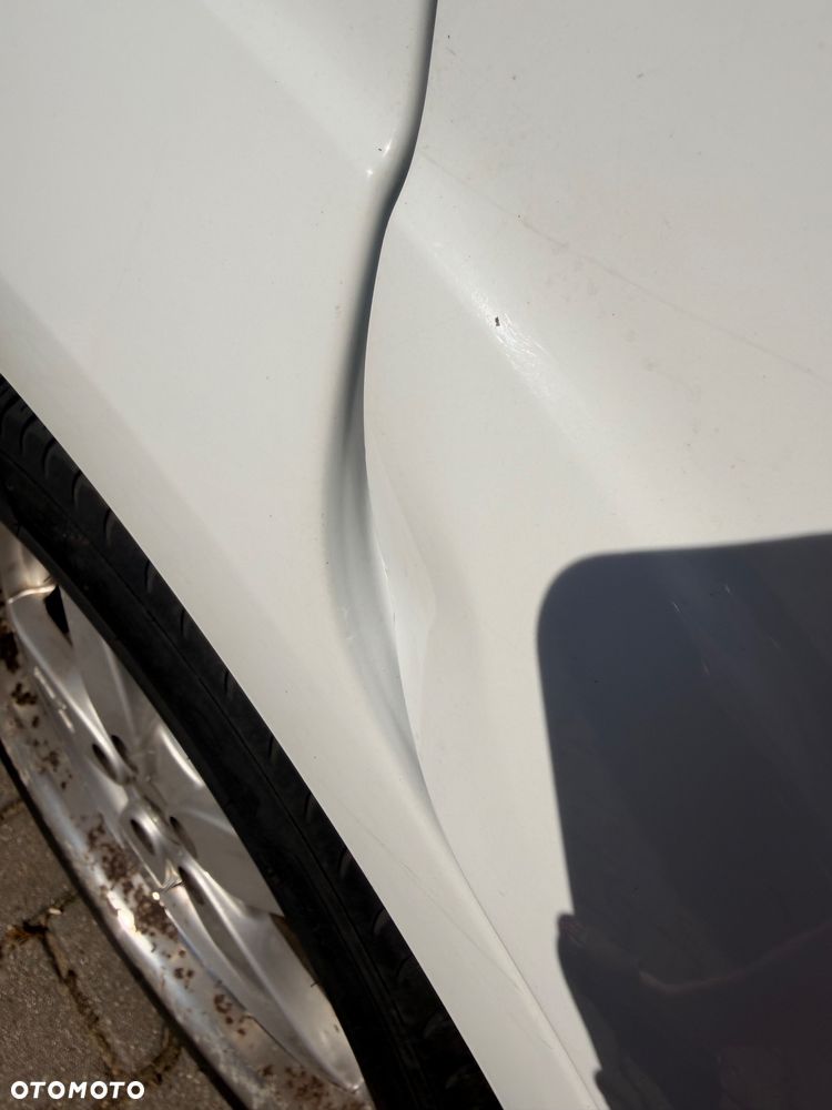 Ford Focus 1.6 Ambiente - 16