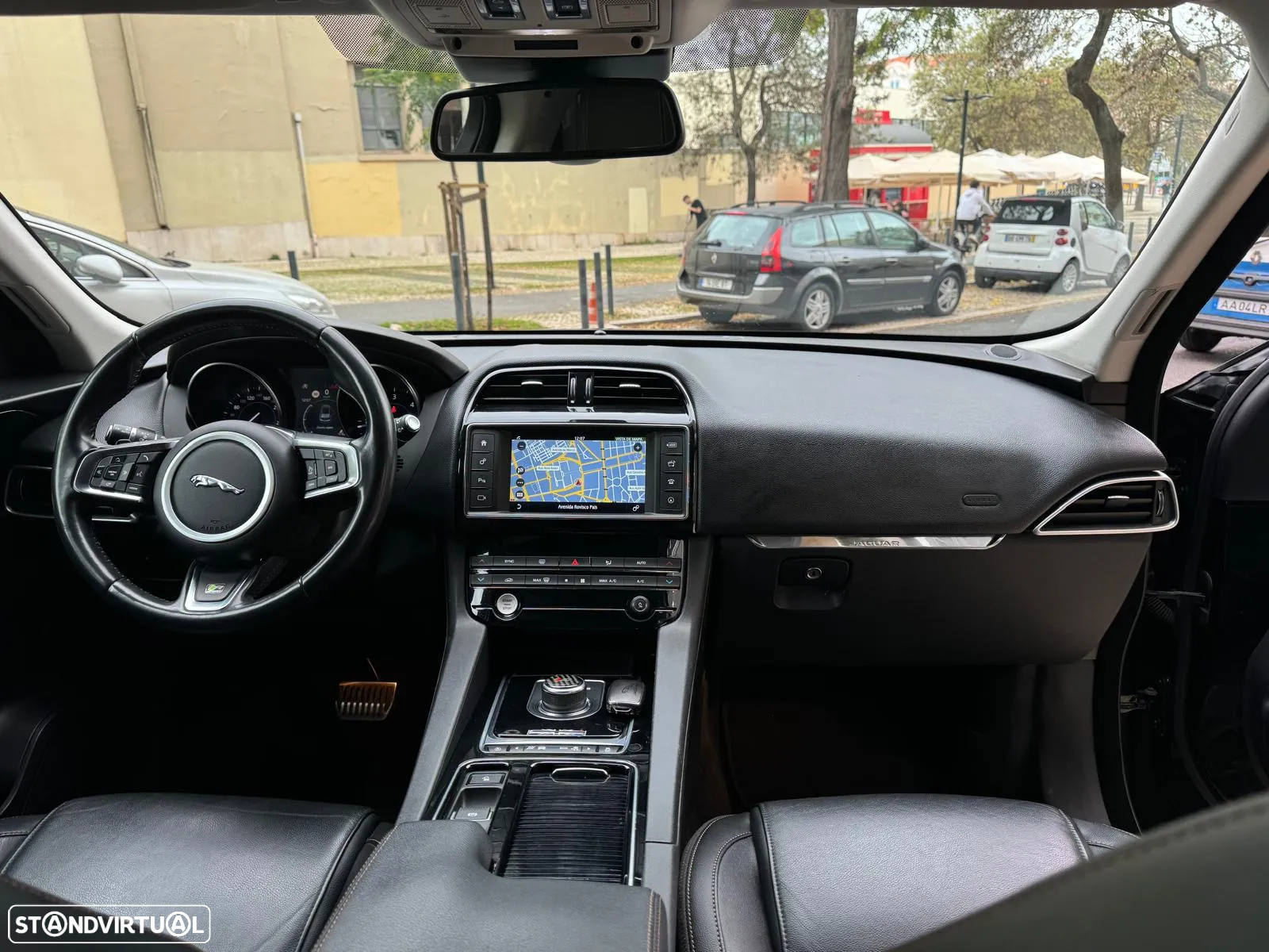 Jaguar F-Pace 2.0 i4D Prestige Aut. - 14