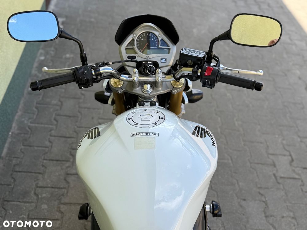 Honda Hornet - 17