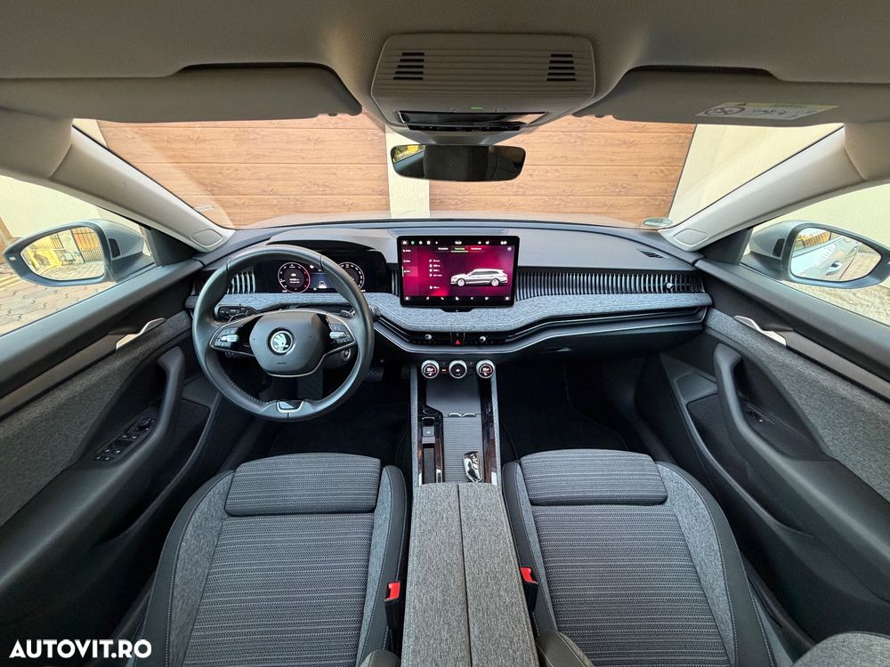Skoda Superb 2.0 TDI DSG Premium Edition - 9
