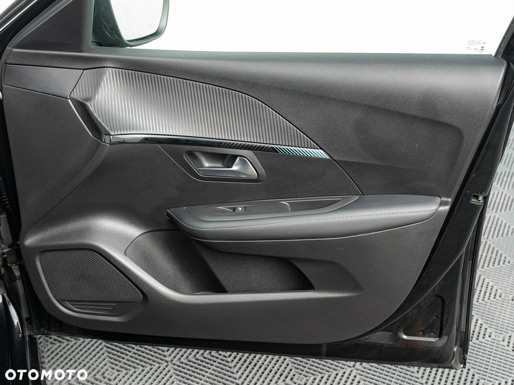 Peugeot 208 1.2 PureTech Allure Pack S&S EAT8 - 31