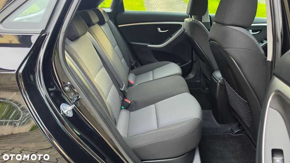 Hyundai i30 1.4 Fifa World Cup Edition - 15