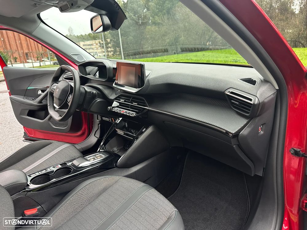 Peugeot e-2008 Allure+ - 39