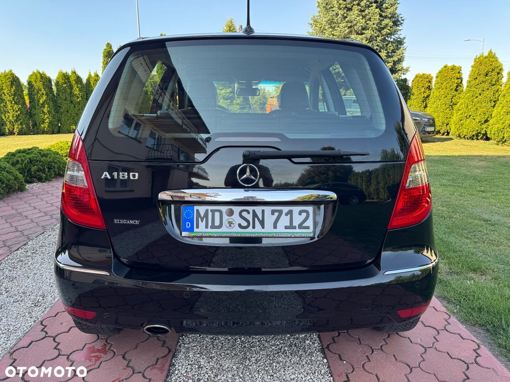 Mercedes-Benz Klasa A 180 Elegance EU5 - 9