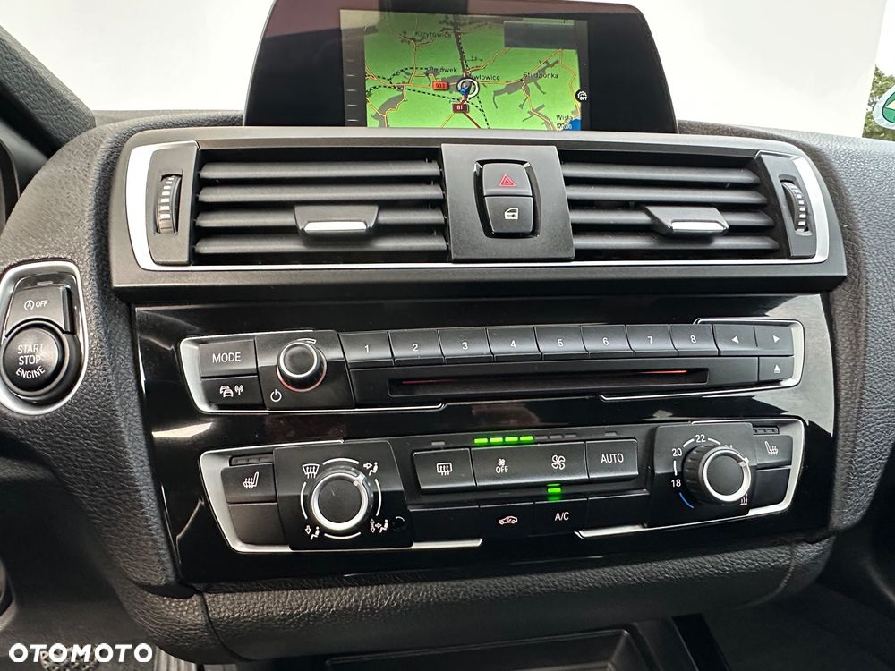 BMW Seria 1 120d M Sport - 29