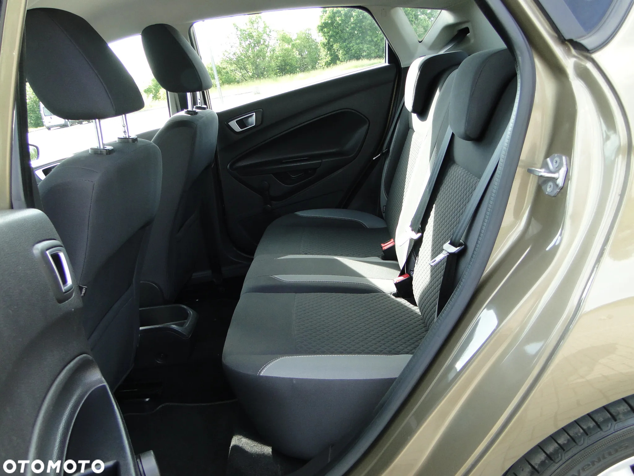 Ford Fiesta - 13