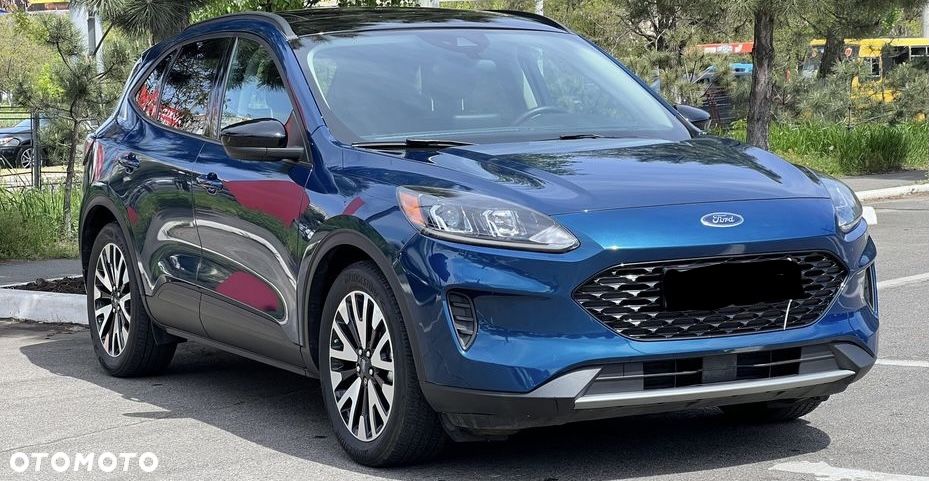 Ford Kuga 2.5 FHEV AWD Titanium - 1