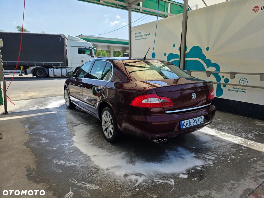Skoda Superb 2.0 TDI Elegance - 4