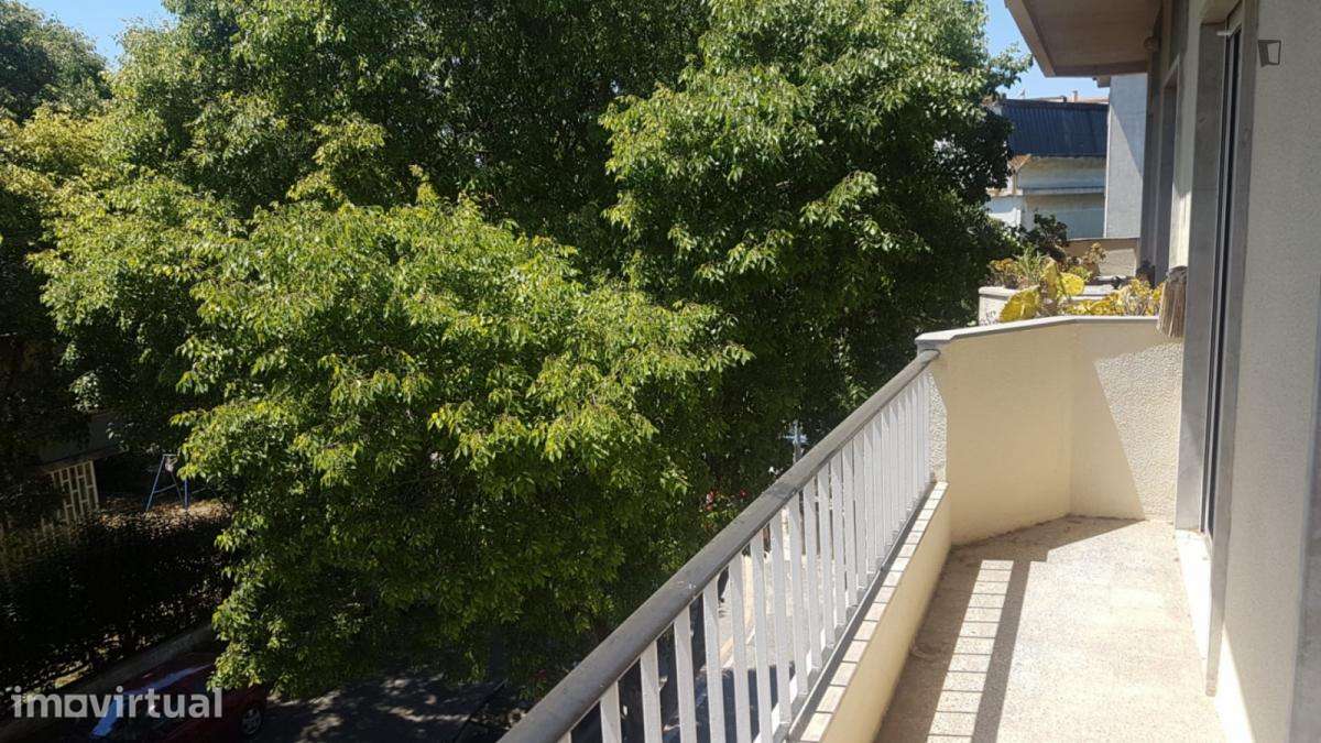 Quarto - localizado em Oeiras Lisbon - Grande imagem: 5/10
