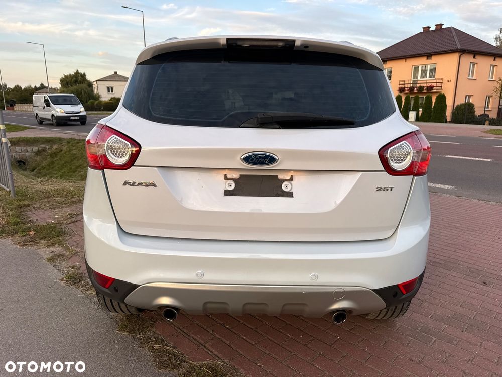 Ford Kuga 2.5 4x4 Titanium - 10