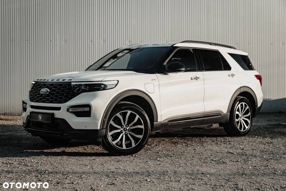 Ford Explorer 3.0 EcoBoost PHEV 4WD ST-Line - 11