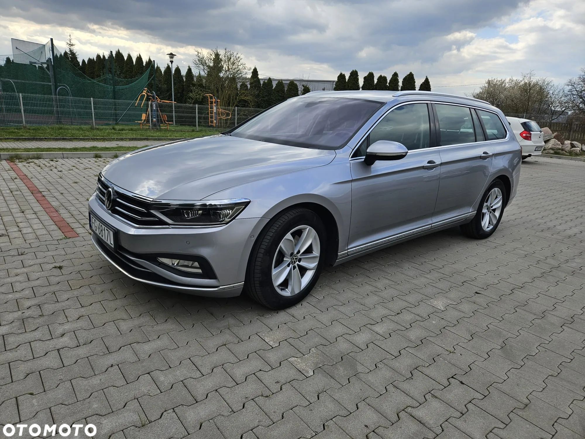 Volkswagen Passat 2.0 TSI Elegance DSG - 1
