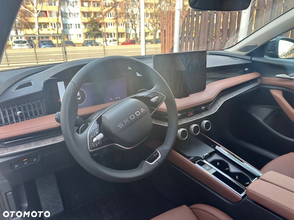 Skoda Superb 2.0 TDI SCR 4x4 L&K DSG - 12