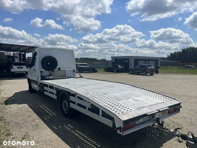 Mercedes-Benz Sprinter - 4