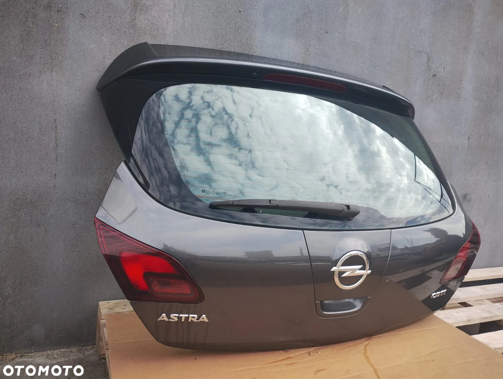 OPEL ASTRA IV J KLAPA TYLNA BAGAŻNIKA HB KOMPLETNA Z177 - 2
