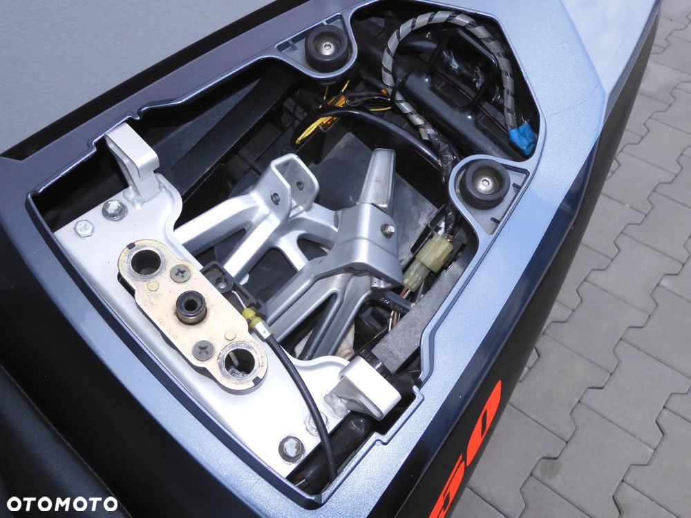 Suzuki GSX-R - 36
