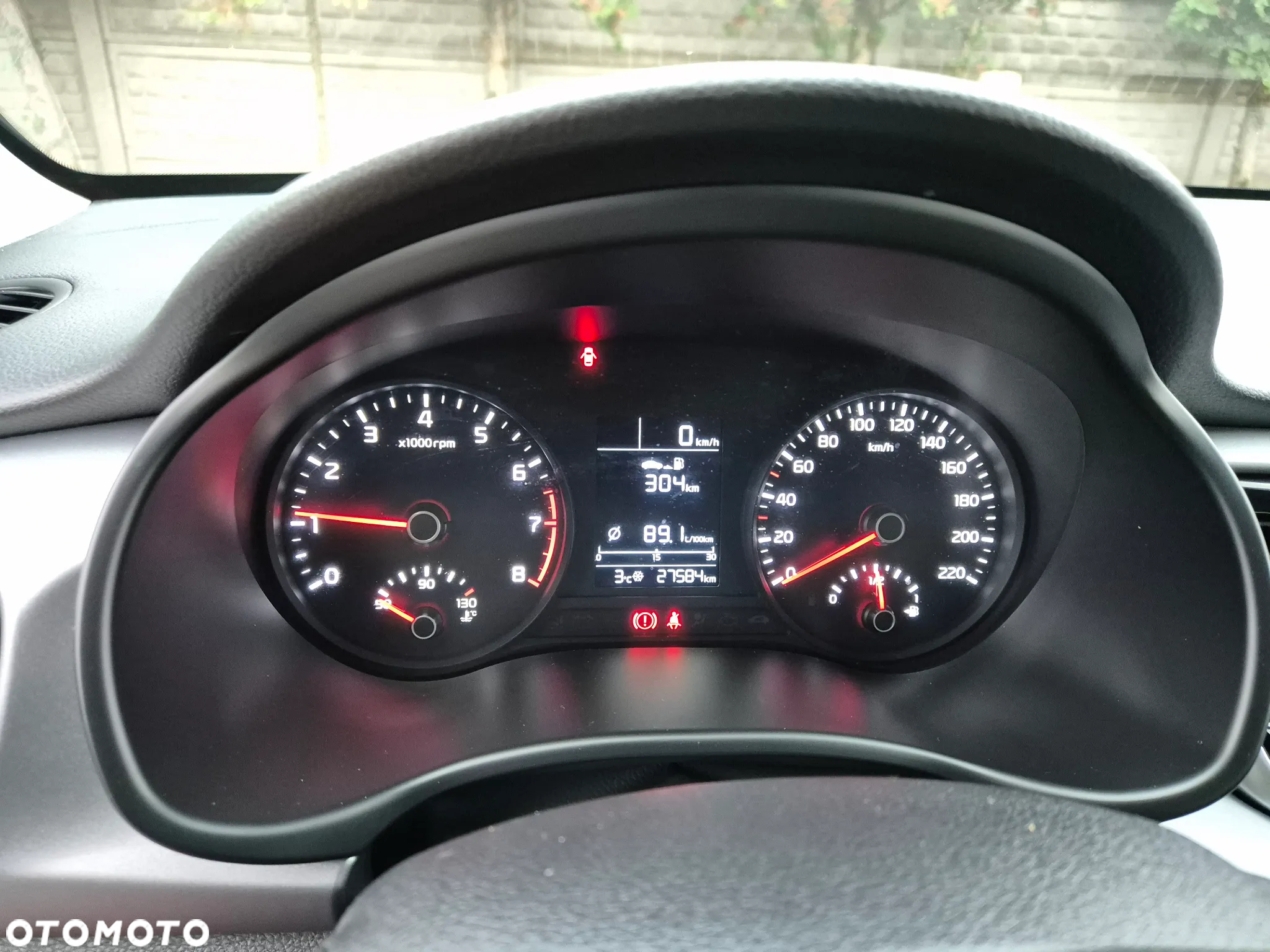 Kia Rio - 10