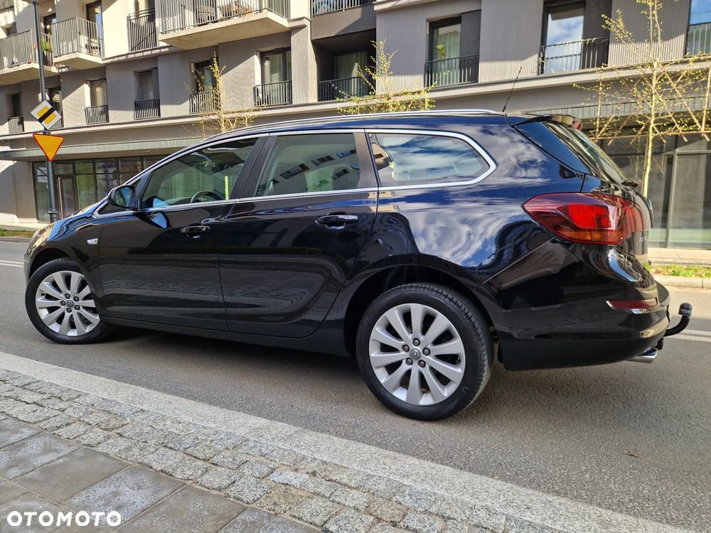 Opel Astra 1.4 T Cosmo EU6 - 12