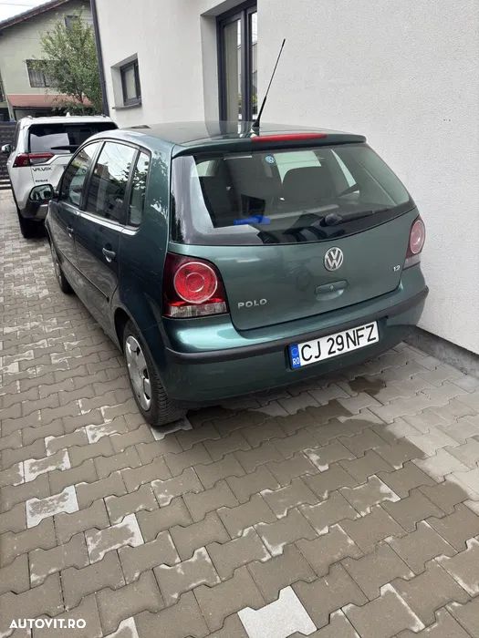 Volkswagen Polo 1.2 Attractive - 2