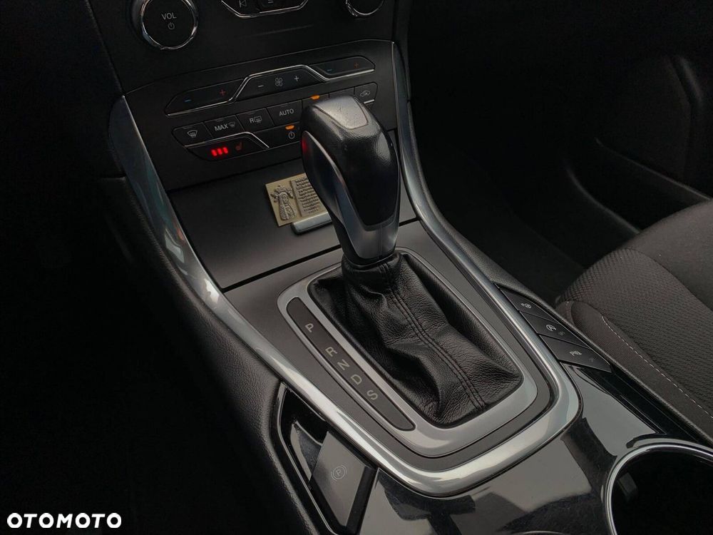 Ford S-Max 2.0 TDCi Titanium PowerShift - 26