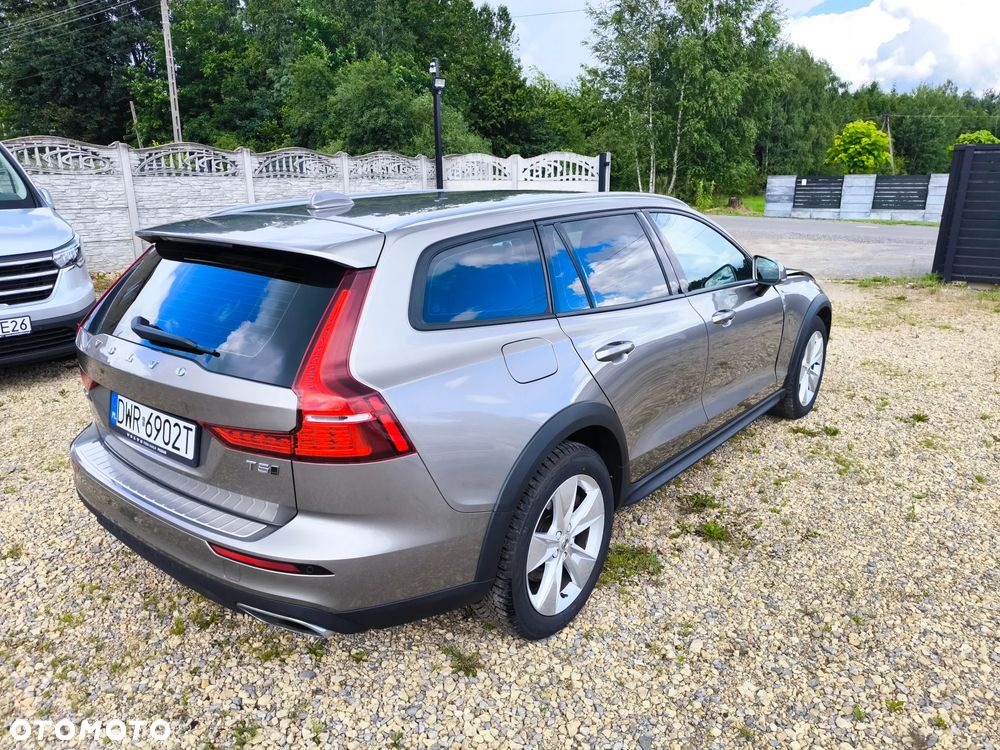Volvo V60 Cross Country T5 AWD Geartronic - 9