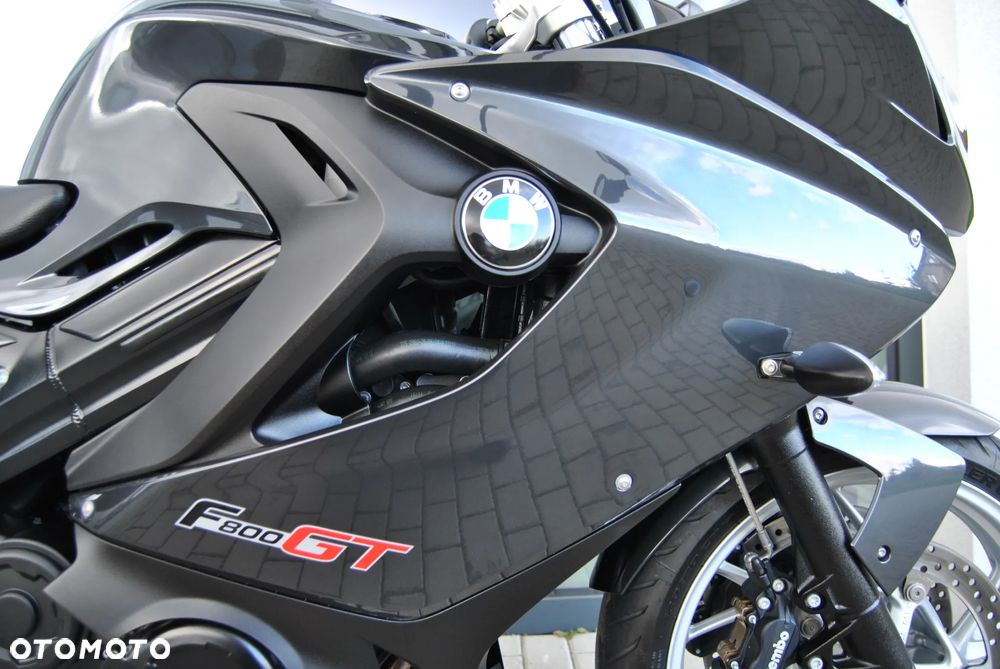 BMW F - 12