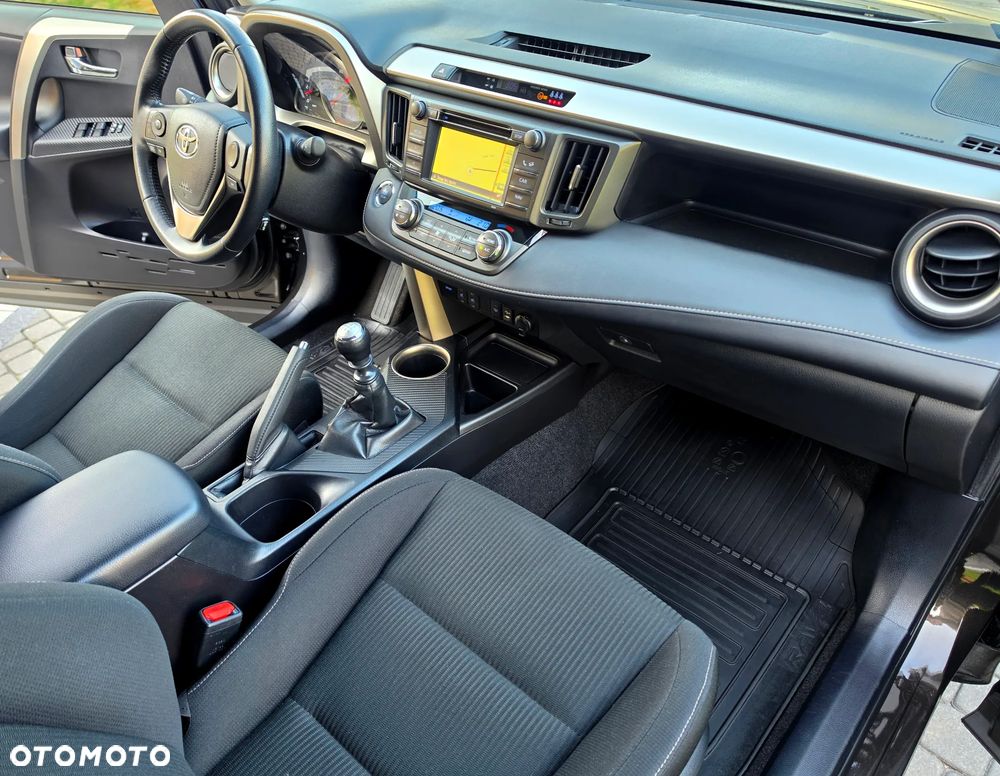 Toyota RAV4 2.0 Premium 4x4 - 30