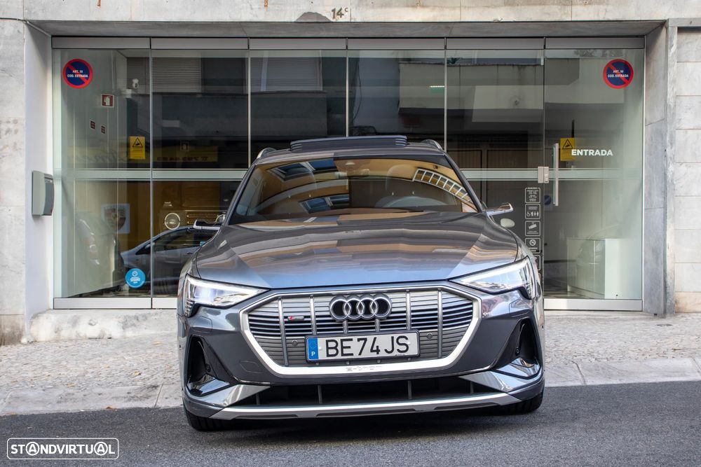 Audi e-tron 55 quattro S line - 2