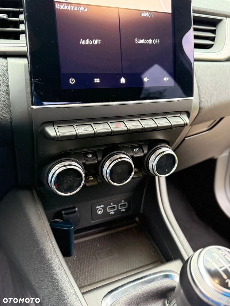 Renault Captur - 24