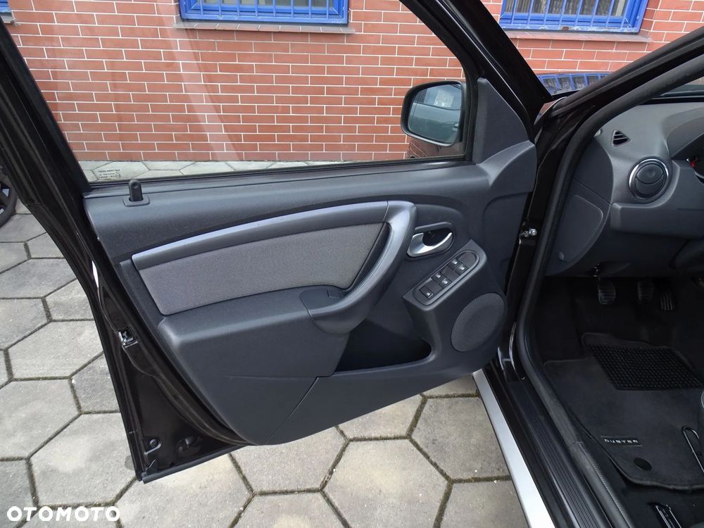 Dacia Duster 1.2 TCe Celebration - 17