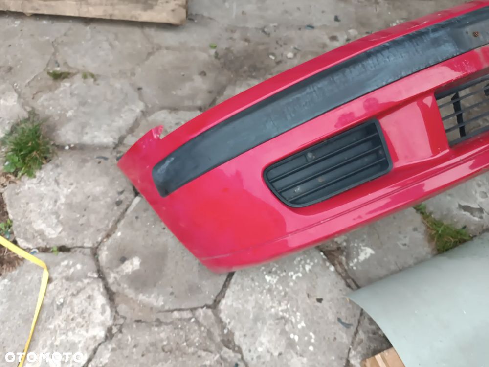 Zderzak przód przedni Mitsubishi Carisma II 1999-2004R KRATKA CZERWONY - 2