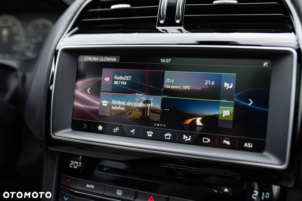 Jaguar F-Pace 3.0 TDV6 AWD R-Sport - 26