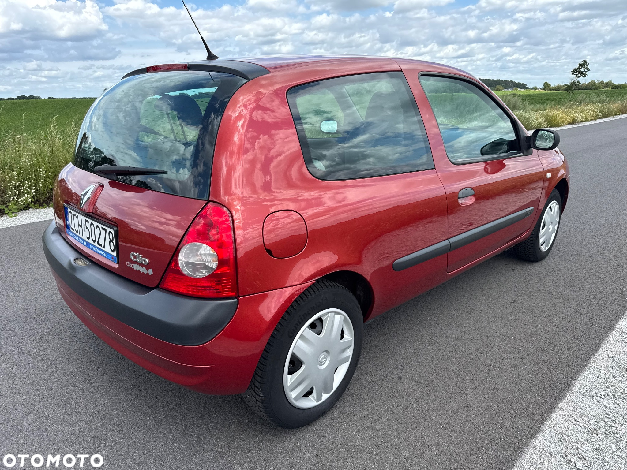 Renault Clio 1.2 16V Campus Authentique - 4