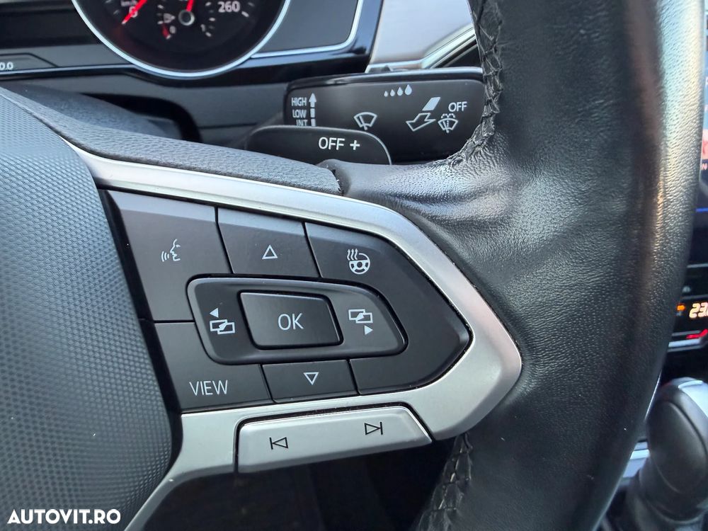 Volkswagen Passat - 13