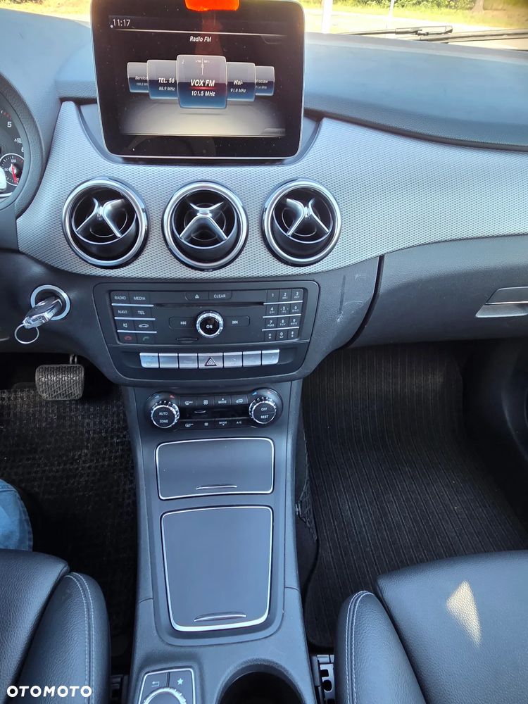 Mercedes-Benz Klasa B 180 (CDI) d 7G-DCT - 9