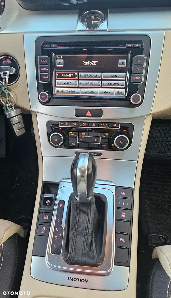 Volkswagen Passat CC 2.0 TDI 4Motion DSG BlueMotion Technolog Exclusive - 9