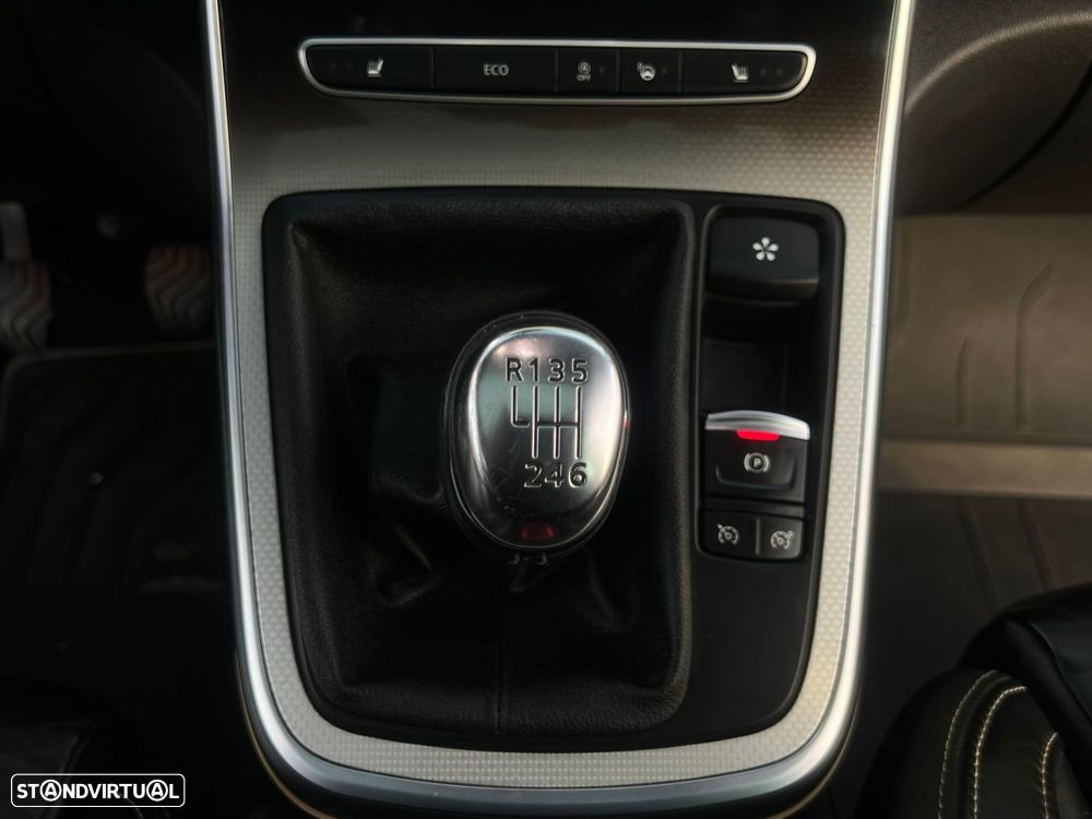 Renault Grand Scénic dCi 110 Paris - 14